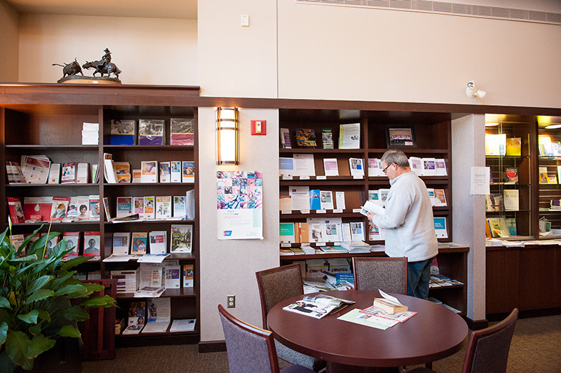 Leever Cancer Center Library