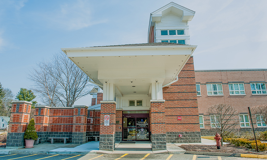 The Harold Leever Cancer Center